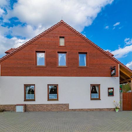 Penzion Pastouska S Pohostinstvim Moravský Krumlov Zewnętrze zdjęcie